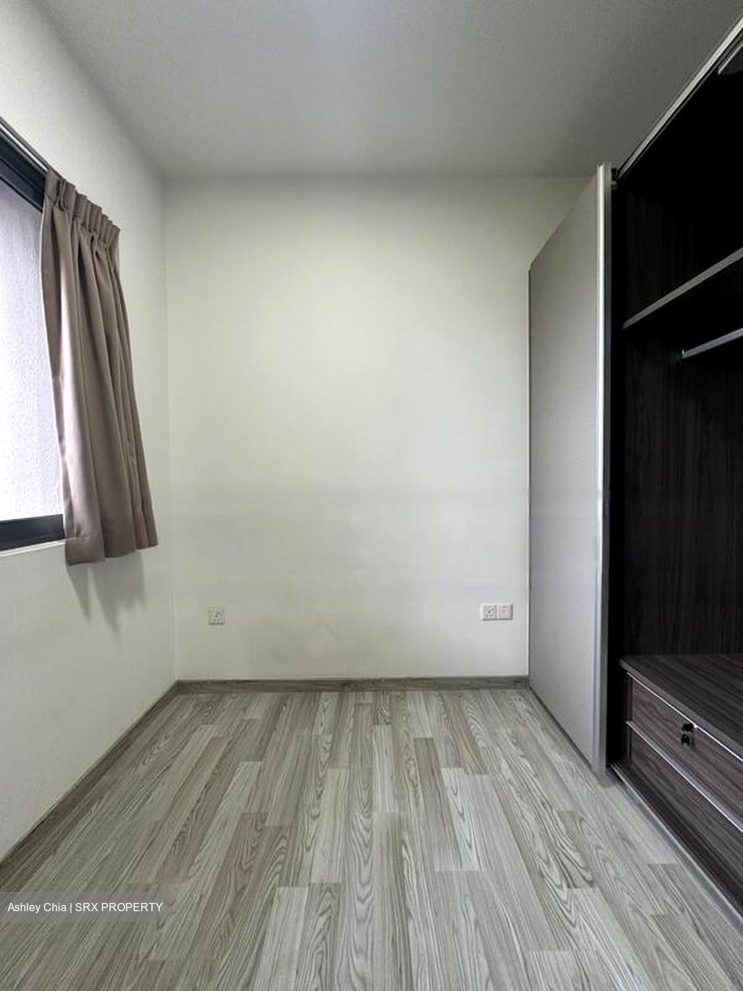 Lakeville (D22), Condominium #564131111
